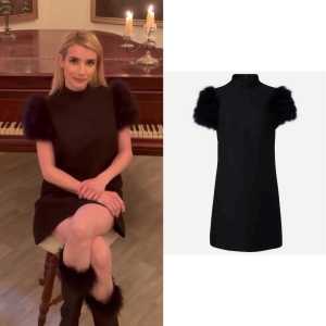 eimy ROSÈ SHORT PANTS Landman: Season 1 Episode 4 Ainsley's Pink Mini Shorts - | TV